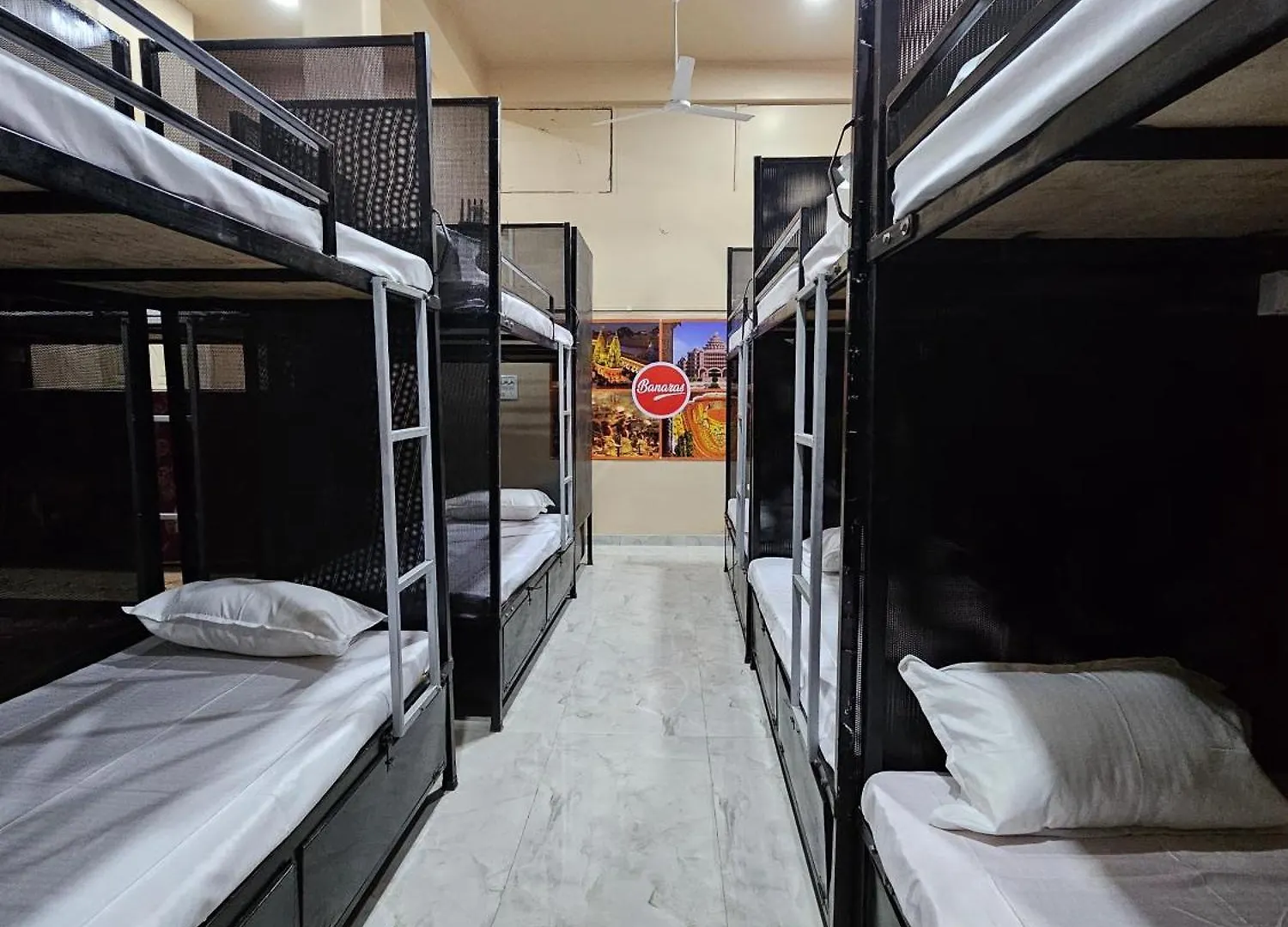 Sankat Mochan Homestay And Dormitory 瓦拉纳西 0*,